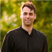 Si impartiscono lezioni di Informatica e programmazione a studenti di ogni ordine e grado e privati